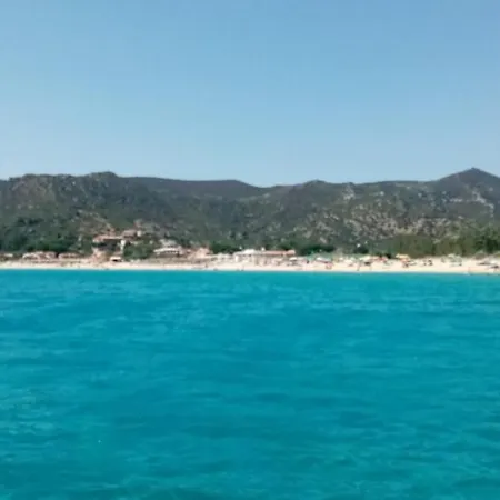 Brezza Di Mare In Con Giardino E ,casa Vacanze Al Mare Vila