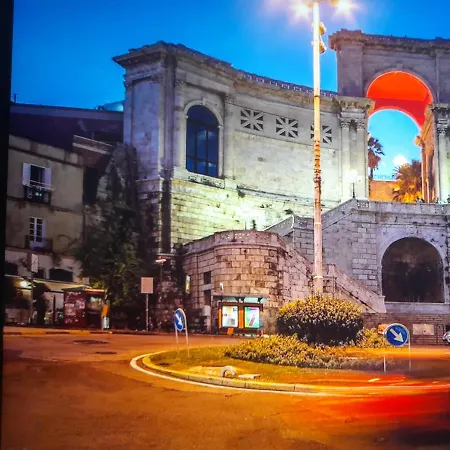 Brezza Di Mare In Con Giardino E ,casa Vacanze Al Mare * Quartu SantʼElena