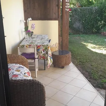 Brezza Di Mare In Con Giardino E ,casa Vacanze Al Mare * Quartu Sant'Elena